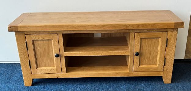 Picture of Paris Oak Large TV Unit